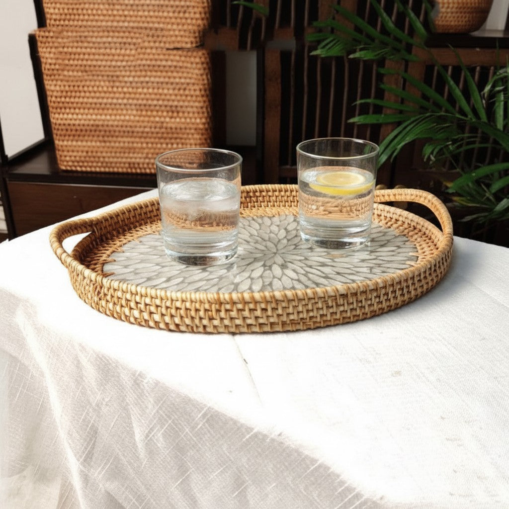 Hearthly rattan dienblad met schelpdecoratie en handvatten, ovaal, 41x29x6cm